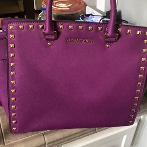 Michael kors purse